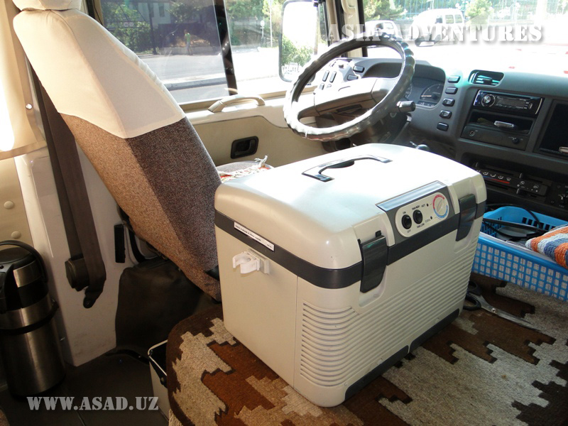 Туристический миди-автобус Митсубиси Роза, до 25 чел., кондиционер, холодильник, аудиосистема, ремни безопасности